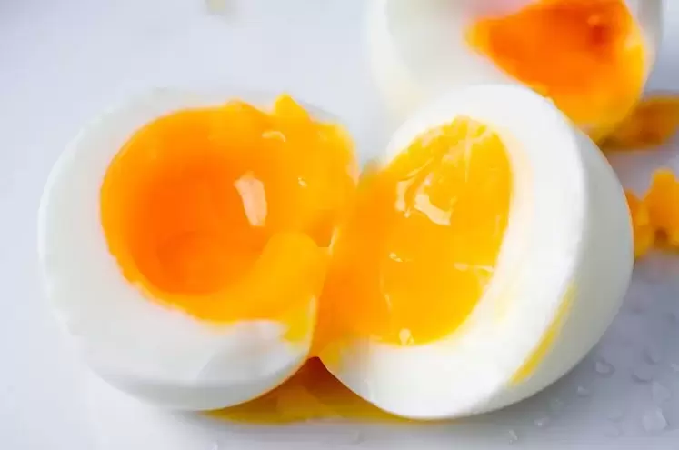 meko kuhano pileće jaje za prehranu bez ugljikohidrata